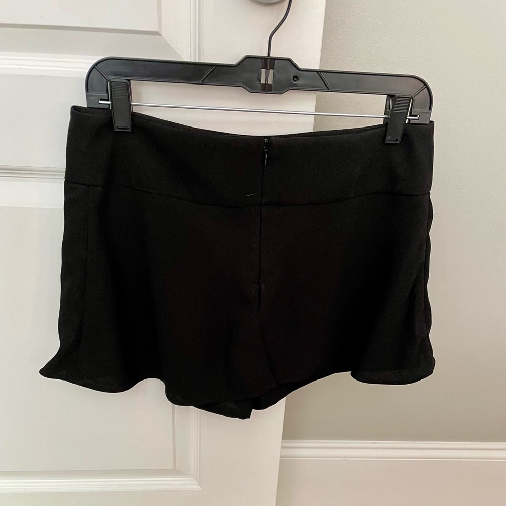 EXPRESS Black Skort!! 🖤🖤